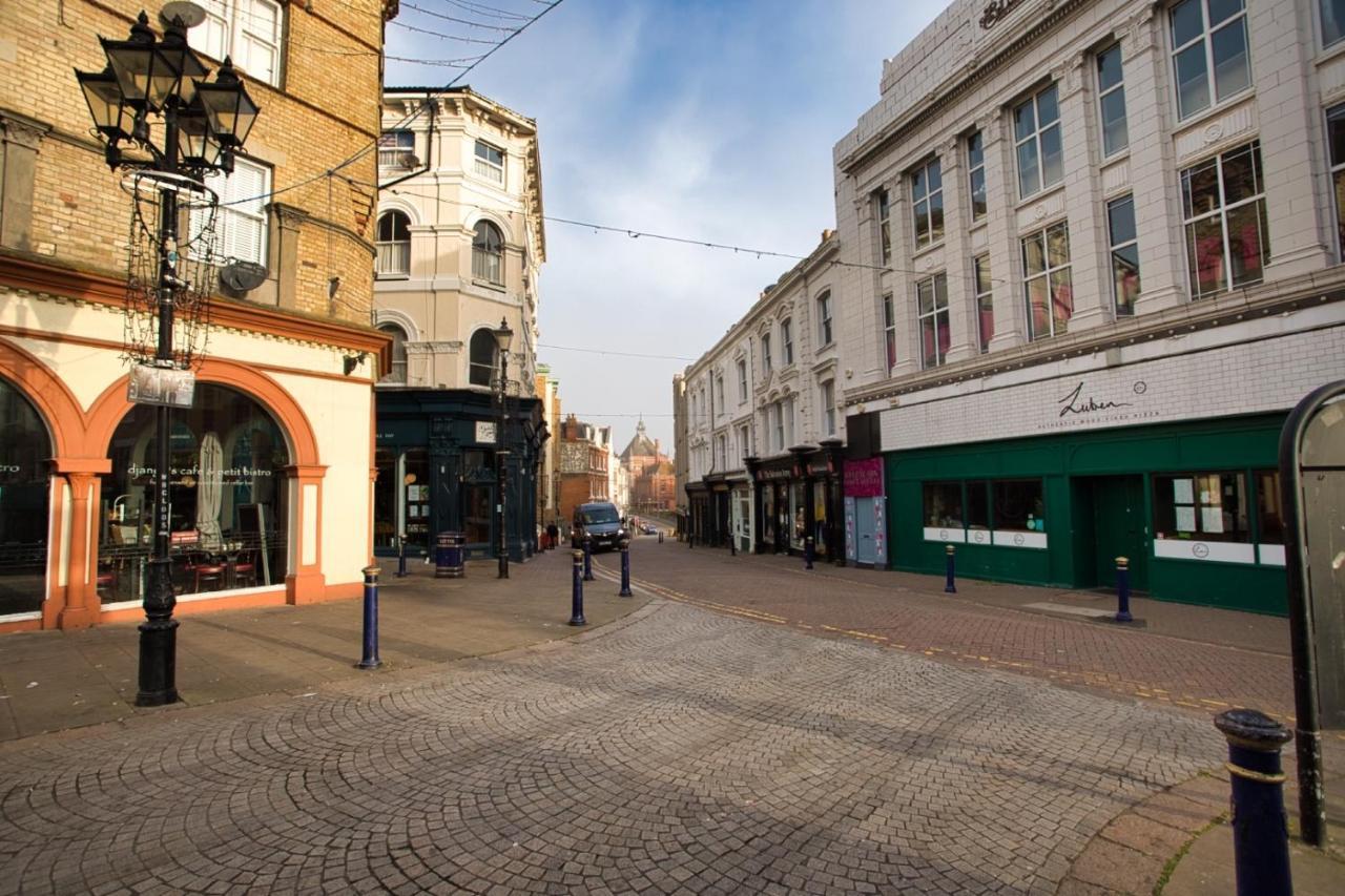 Wonderful West End - Parking Inc Apartamento Folkestone Exterior foto